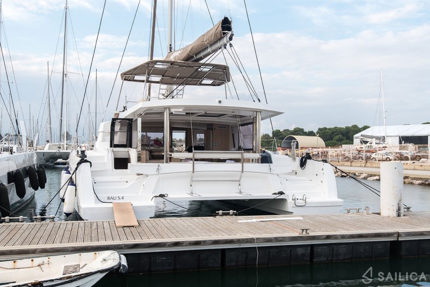 Bali 5.4. - Yacht Charter Sailica
