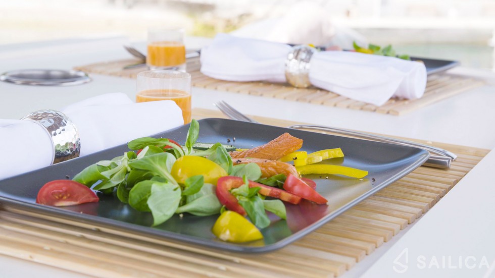 Bali 5.4. - Yacht Charter Sailica