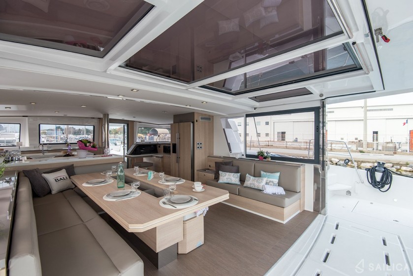 Bali 5.4. - Yacht Charter Sailica