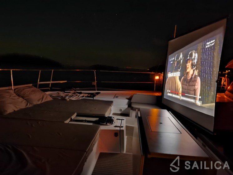 Bali 5.4. - Yacht Charter Sailica