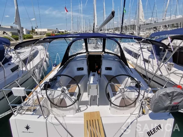 Sun Odyssey 349 - Yacht Charter Sailica