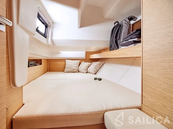 Elan E5 - Yacht Charter Sailica