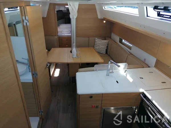 Elan E5 - Yacht Charter Sailica