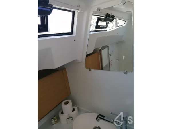 Elan E5 - Yacht Charter Sailica