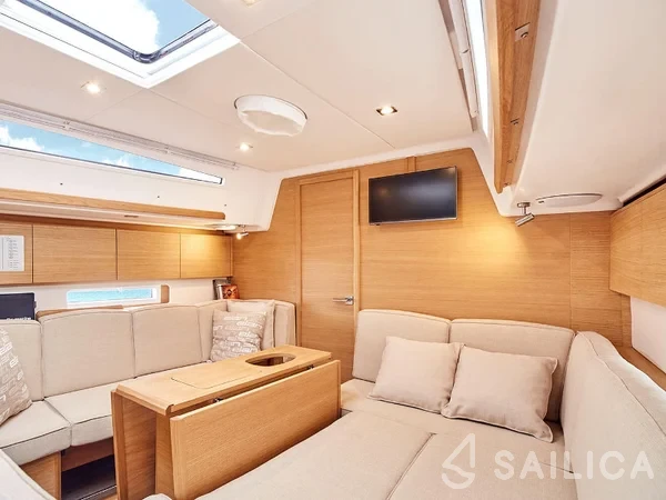 Elan E5 - Yacht Charter Sailica