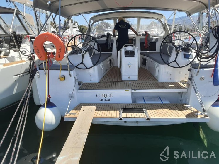Sun Odyssey 410 - Yacht Charter Sailica