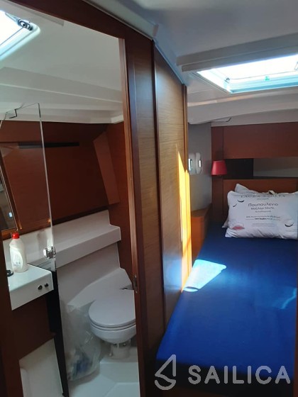 Sun Odyssey 410 - Yacht Charter Sailica
