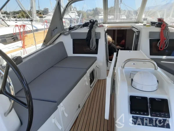 Sun Odyssey 410 - Yacht Charter Sailica