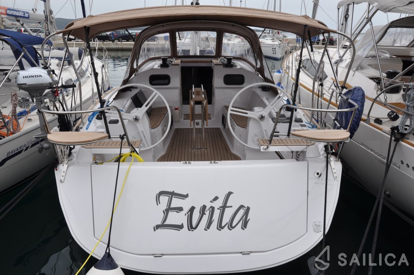 Elan 40 Impression - Yacht Charter Sailica