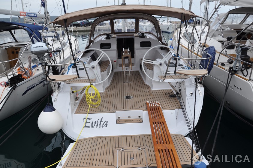 Elan 40 Impression - Yacht Charter Sailica