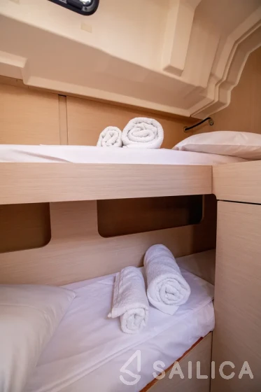 Oceanis 46.1 - Yacht Charter Sailica