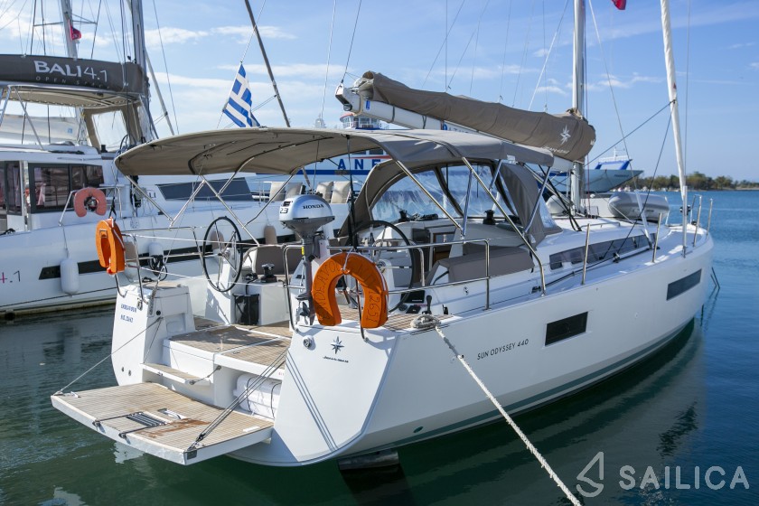 Sun Odyssey 440 - Yacht Charter Sailica