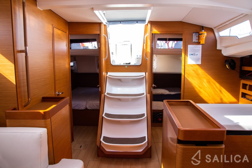 Sun Odyssey 440 - Yacht Charter Sailica