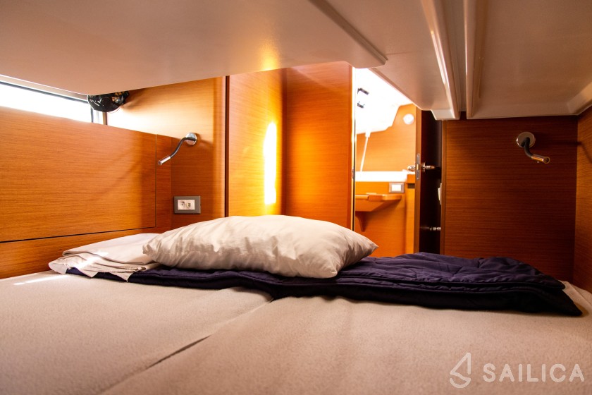 Sun Odyssey 440 - Yacht Charter Sailica