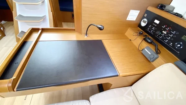 Sun Odyssey 519 - Yacht Charter Sailica