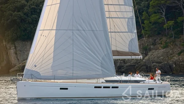 Sun Odyssey 519 - Yacht Charter Sailica