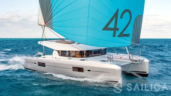 Lagoon 42 - Yacht Charter Sailica