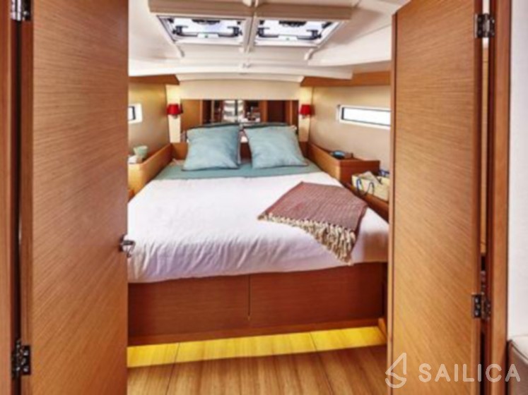 Sun Odyssey 440 - Yacht Charter Sailica