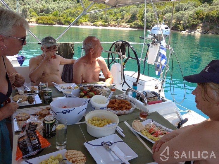Sun Odyssey 440 - Yacht Charter Sailica