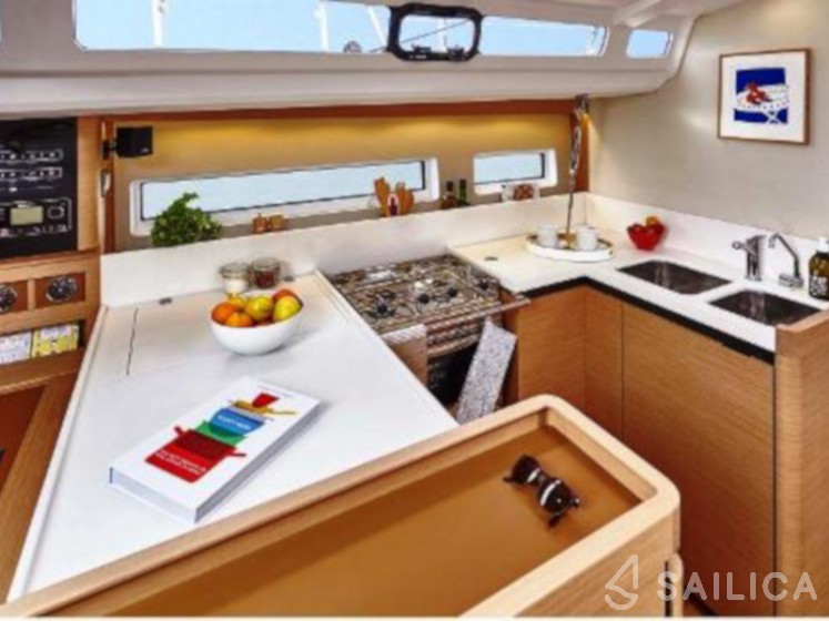 Sun Odyssey 440 - Yacht Charter Sailica