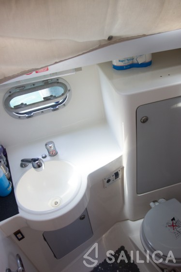 Sun Odyssey 33 - Yacht Charter Sailica