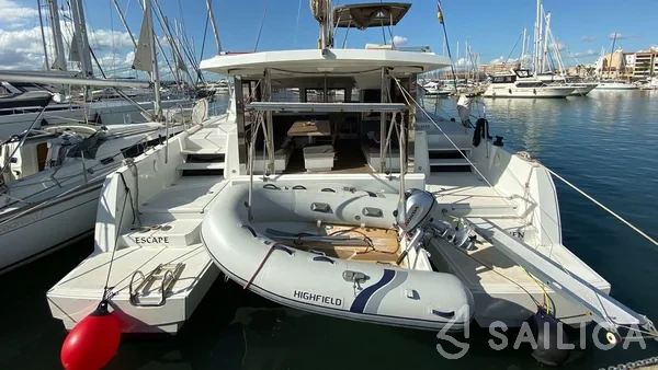 Bali 4.0 - Yacht Charter Sailica