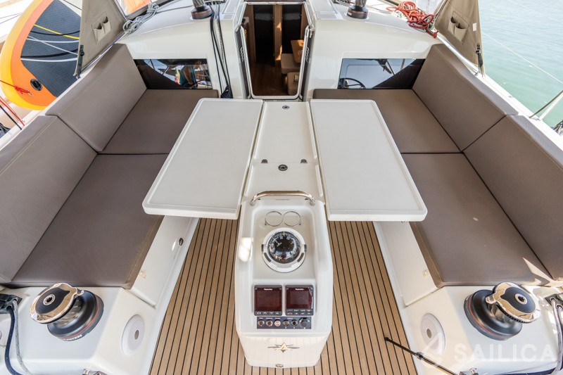 Sun Odyssey 490 - Yacht Charter Sailica