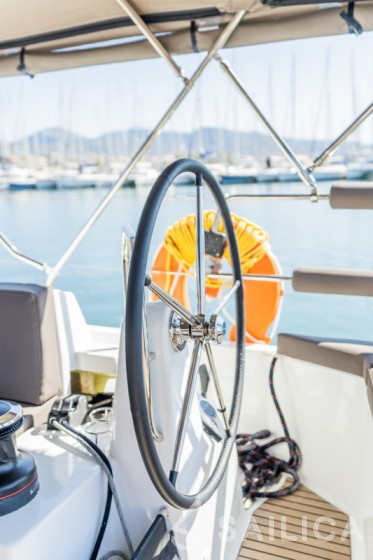 Sun Odyssey 490 - Yacht Charter Sailica