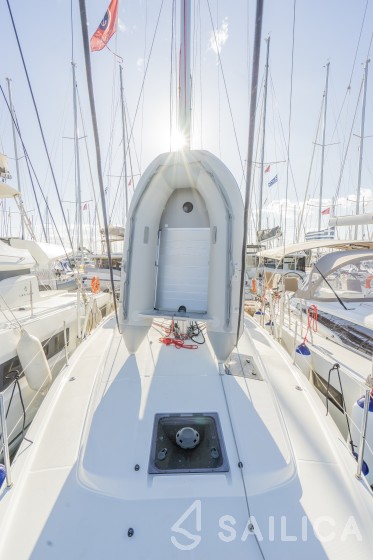 Sun Odyssey 410 - Yacht Charter Sailica