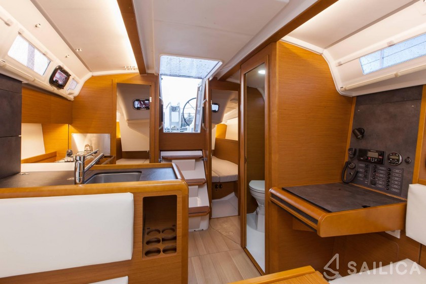 Sun Odyssey 349 - Yacht Charter Sailica