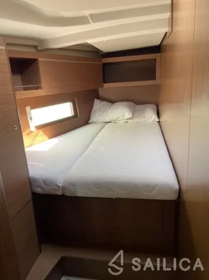 Oceanis 46.1 - Yacht Charter Sailica