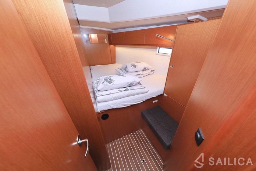 Bavaria 46 Cruiser - Yacht Charter Sailica