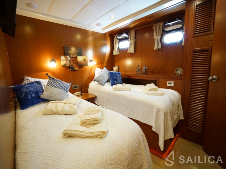 Gulet - Yacht Charter Sailica