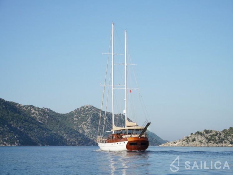 Gulet - Yacht Charter Sailica