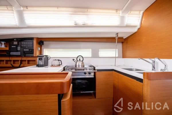 Sun Odyssey 440 - Yacht Charter Sailica