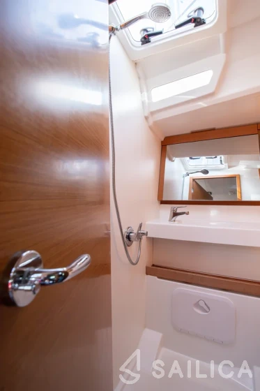 Sun Odyssey 440 - Yacht Charter Sailica