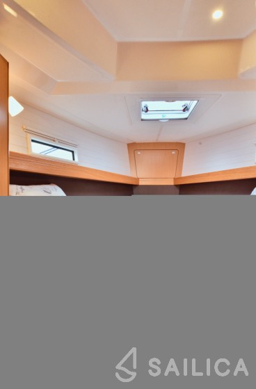 Bavaria 41 Cruiser - Yacht Charter Sailica