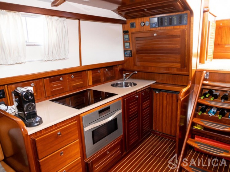 Menorquin 160 - Yacht Charter Sailica