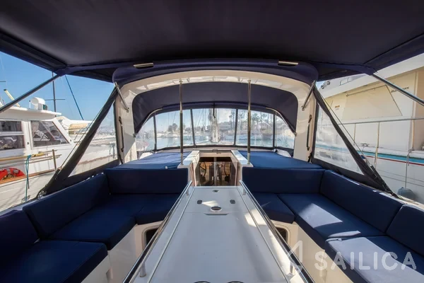 Oceanis 51.1 - Yacht Charter Sailica