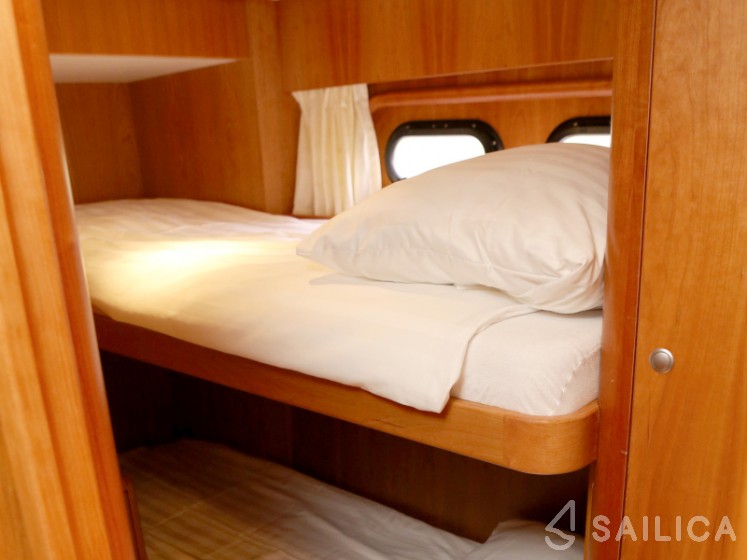 Pacific Allure 155 - Yacht Charter Sailica