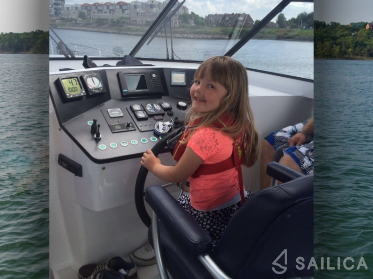 Pacific Allure 155 - Yacht Charter Sailica