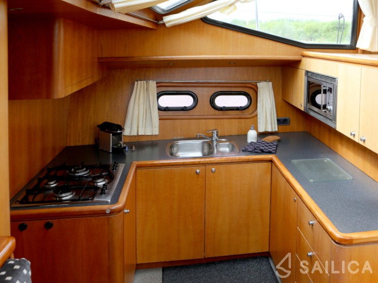 Pacific Allure 155 - Yacht Charter Sailica