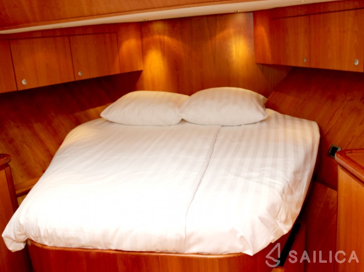 Pacific Allure 155 - Yacht Charter Sailica