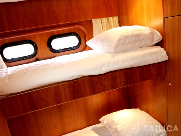 Pacific Allure 155 - Yacht Charter Sailica