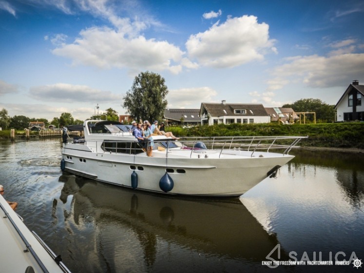 Pacific Allure 155 - Yacht Charter Sailica