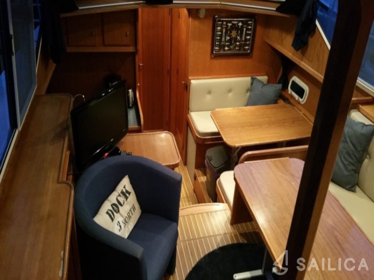 De Drait Renal 40 - Yacht Charter Sailica