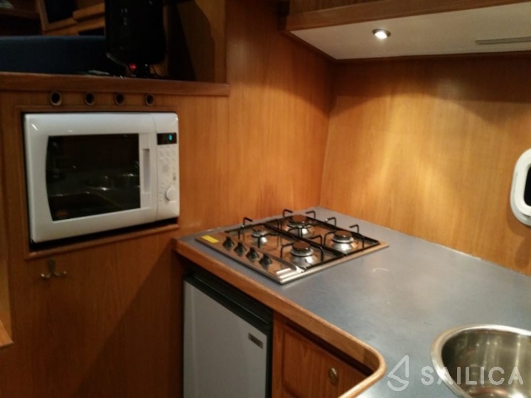 De Drait Renal 40 - Yacht Charter Sailica