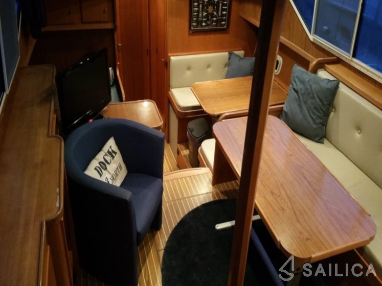 De Drait Renal 40 - Yacht Charter Sailica