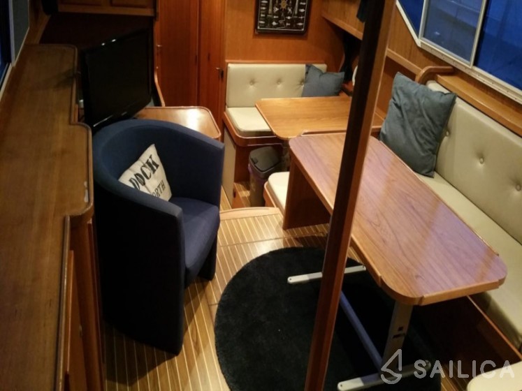 De Drait Renal 40 - Yacht Charter Sailica