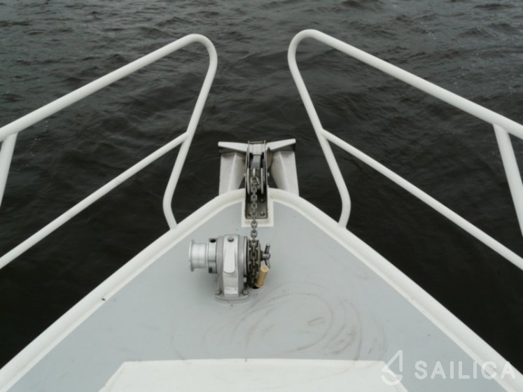 Merenpoort 1100s - Yacht Charter Sailica